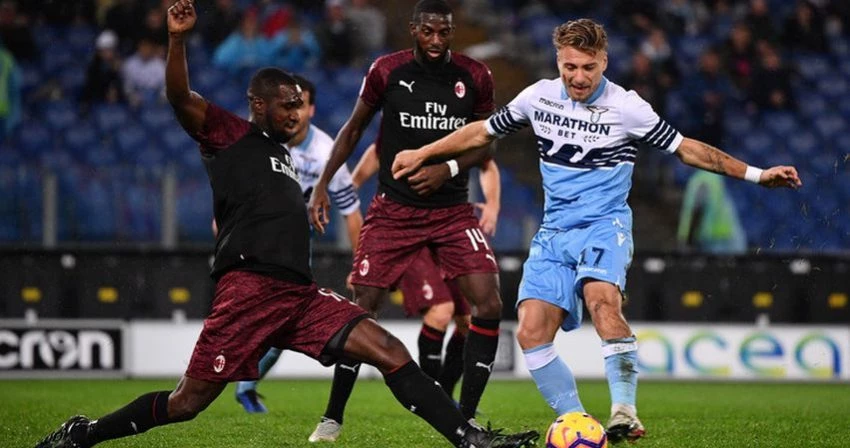 Συγκίνησαν οι φίλοι της Λάτσιο – Ανάρτησαν πανό στη μνήμη του Κατσίφα (εικόνες)